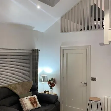 Apartment Seid Bo - Sleeps 6 -private 6 Person Wood Burning Hottub Burnfoot