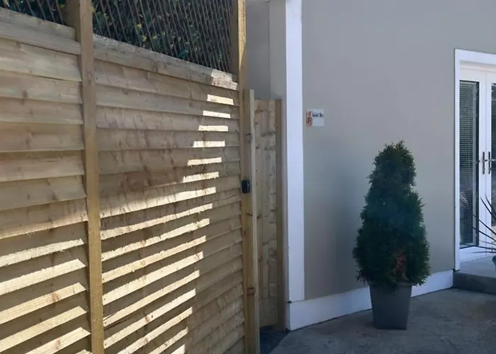 Lejlighed Seid Bo - Sleeps 6 -private 6 Person Wood Burning Hottub *