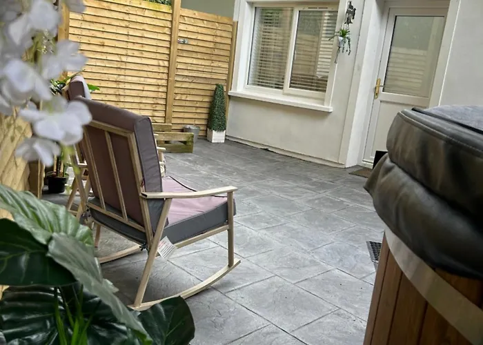 Seid Bo - Sleeps 6 -private 6 Person Wood Burning Hottub Apartman Burnfoot